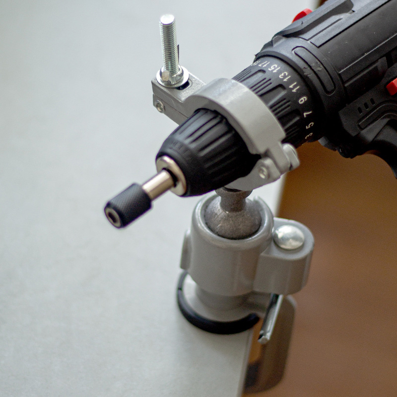 Étau de table rotatif multifon - Bench Vise Swivel avis et prix